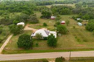7866 County Road 404 Rd, Spicewood, TX 78669 - Photo 2