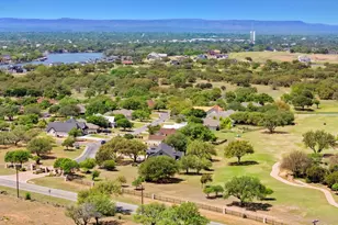 104 Enclave Dr, Kingsland, TX 78639 - Photo 6