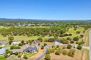 104 Enclave Dr, Kingsland, TX 78639 - Photo 12