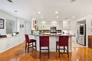 1011 Ridge Point Dr, Marble Falls, TX 78654 - Photo 8