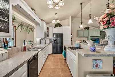 3715 Lakeview Dr, Cottonwood Shores, TX 78657 - Photo 16