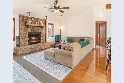 3715 Lakeview Dr, Cottonwood Shores, TX 78657 - Photo 12