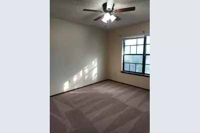 1111D Broadway, Marble Falls, TX 78654 - Photo 4