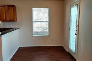 716A Claremont, Marble Falls, TX 78654 - Photo 4