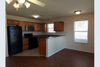 716A Claremont, Marble Falls, TX 78654 - Photo 8