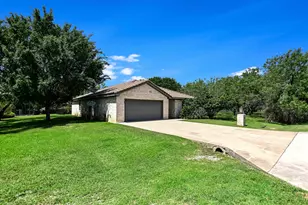 104 Springfield, Horseshoe Bay, TX 78657 - Photo 2