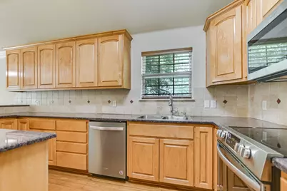 104 Springfield, Horseshoe Bay, TX 78657 - Photo 10