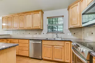 104 Springfield, Horseshoe Bay, TX 78657 - Photo 10