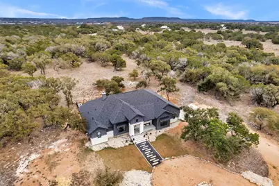 123 Wandering Oaks Cir, Burnet, TX 78611 - Photo 2