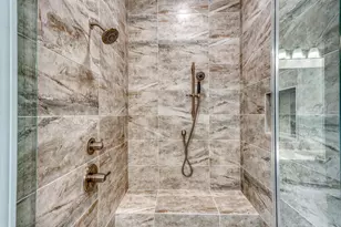 105 Amiata, Horseshoe Bay, TX 78657 - Photo 20