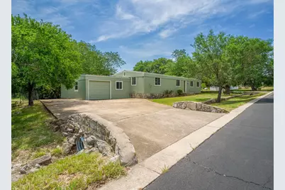 1605 Colonneh, Horseshoe Bay, TX 78657 - Photo 22