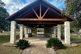 712 Coventry Rd, Spicewood, TX 78669 - Photo 4