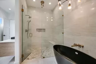 98 Wennmohs Pl, Horseshoe Bay, TX 78657 - Photo 18