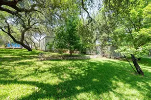 417 Co Rd 136A, Kingsland, TX 78639 - Photo 30