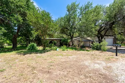 417 Cr 136A, Kingsland, TX 78639 - Photo 4