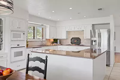 618 Hi Stirrup, Horseshoe Bay, TX 78657 - Photo 12