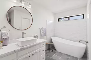 618 Hi Stirrup, Horseshoe Bay, TX 78657 - Photo 18