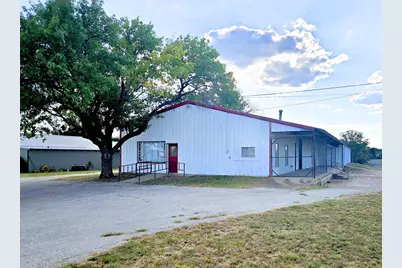 1209B Bessemer, Llano, TX 78643 - Photo 1