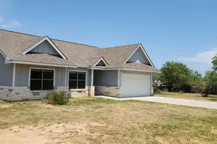 111 E Mesquite Dr, Granite Shoals, TX 78654 - Photo 1
