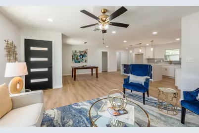 106 W Heron, Highland Haven, TX 78654 - Photo 4