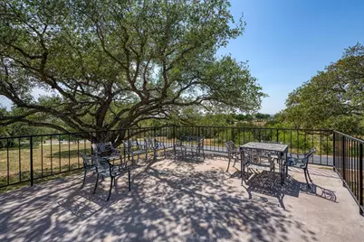 305 Onyx, Horseshoe Bay, TX 78657 - Photo 8