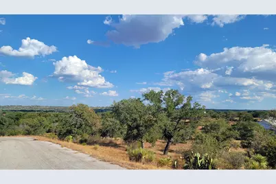 105 Iron Rose, Horseshoe Bay, TX 78657 - Photo 2