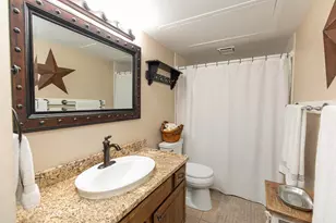 509 Short Circuit, Horseshoe Bay, TX 78657 - Photo 20