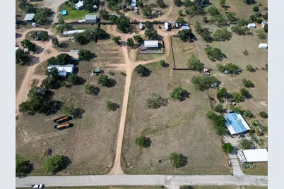 310 Cortez Trl, Buchanan Dam, TX 78609 - Photo 4