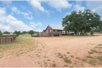 310 Cortez Trl, Buchanan Dam, TX 78609 - Photo 26