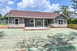 1415 Bluebonnet, Marble Falls, TX 78654 - Photo 24