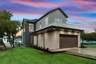 2305 Belaire Dr, Granite Shoals, TX 78654 - Photo 2