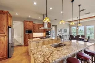 195 Chimney Cove Dr, Marble Falls, TX 78654 - Photo 10