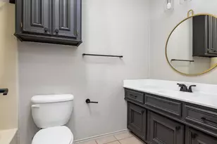 26 Fairway Ln, Meadowlakes, TX 78654 - Photo 16