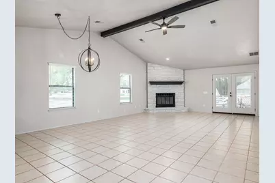 26 Fairway Ln, Meadowlakes, TX 78654 - Photo 4