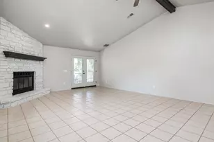 26 Fairway Ln, Meadowlakes, TX 78654 - Photo 6