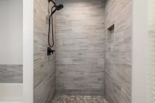 26 Fairway Ln, Meadowlakes, TX 78654 - Photo 22