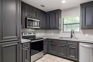 26 Fairway Ln, Meadowlakes, TX 78654 - Photo 12