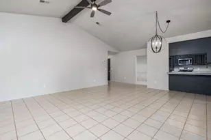 26 Fairway Ln, Meadowlakes, TX 78654 - Photo 8