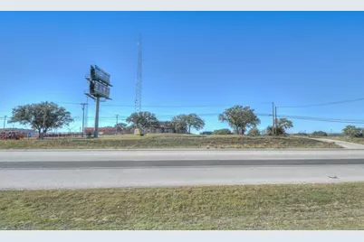 5526 N U.S. Highway 281, Marble Falls, TX 78654 - Photo 28