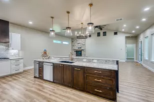 815 Sunray, Horseshoe Bay, TX 78567 - Photo 10