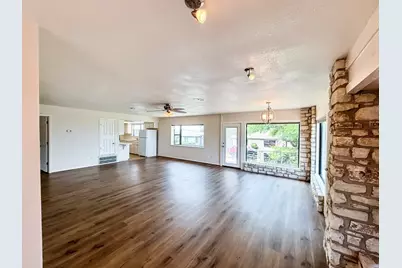 302 Dogie  #B Drive, Horseshoe Bay, TX 78657 - Photo 12