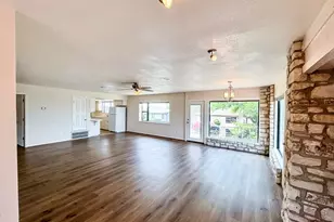 302 Dogie Dr, Horseshoe Bay, TX 78657 - Photo 12