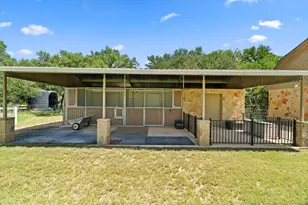 412 E Haney Trace St, Horseshoe Bay, TX 78657 - Photo 8