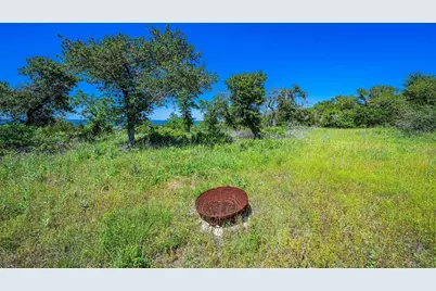 518 W Sunset Drive, Johnson City, TX 78636 - Photo 10