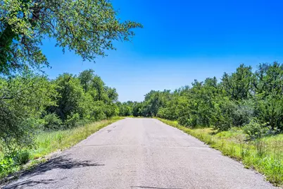 518 W Sunset Drive, Johnson City, TX 78636 - Photo 12