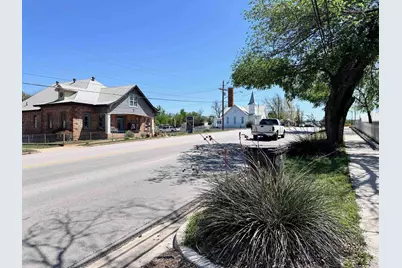 1205 Ford Street, Llano, TX 78643 - Photo 12