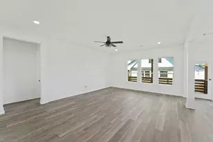 100 W Up There Rd, Horseshoe Bay, TX 78657 - Photo 12