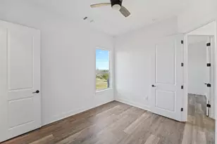 100 W Up There Rd, Horseshoe Bay, TX 78657 - Photo 22