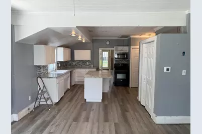 407 S Main Street, Burnet, TX 78611 - Photo 14