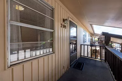 1210 Hi Stirrup, Horseshoe Bay, TX 78657 - Photo 2